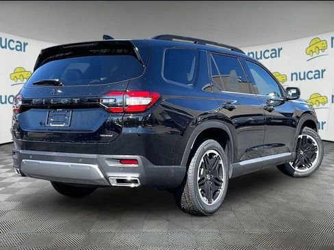 New 2026 Honda Pilot Touring image 7
