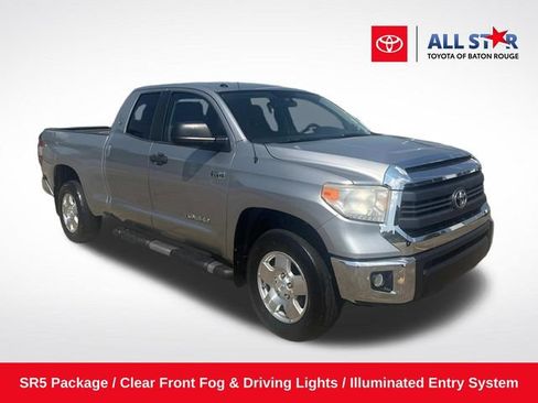 Used 2015 Toyota Tundra SR5 AWD/4WD image 1