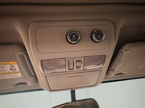 Used 2009 Nissan Pathfinder SE image 20