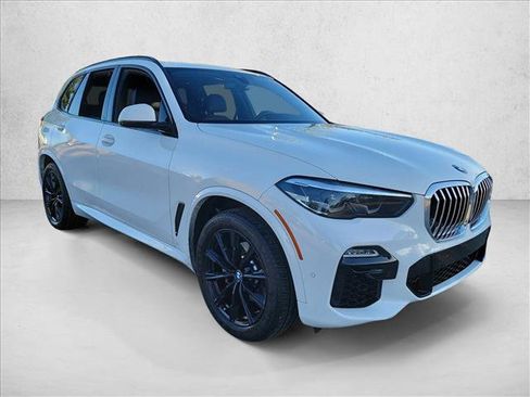 Used 2021 BMW X5 sDrive40i w/ M Sport Package image 3