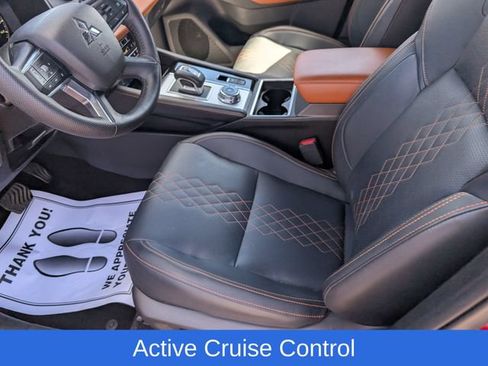 Used 2024 Mitsubishi Outlander SEL AWD/4WD image 22