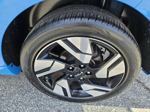 Used 2024 Kia Soul GT-Line FWD image 14