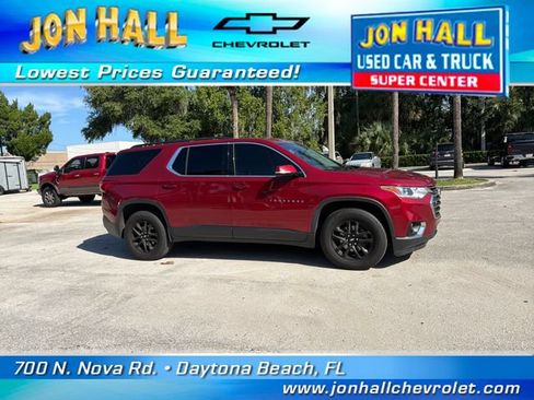 Used 2019 Chevrolet Traverse LT FWD image 12