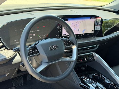 New 2025 Audi Q5 Premium AWD/4WD image 15