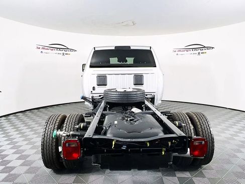 New 2026 RAM 4500 Tradesman w/ Chrome Appearance Group AWD/4WD image 7