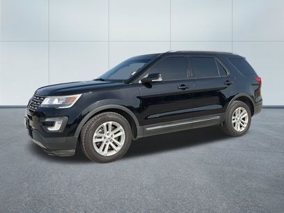 Used 2017 Ford Explorer XLT w/ Equipment Group 202A