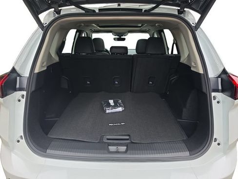 New 2026 Nissan Rogue Dark Armor AWD/4WD image 18