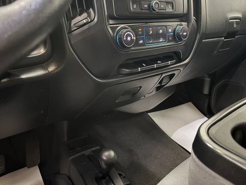 Used 2019 Chevrolet Silverado 1500 W/T w/ WT Convenience Package AWD/4WD image 20