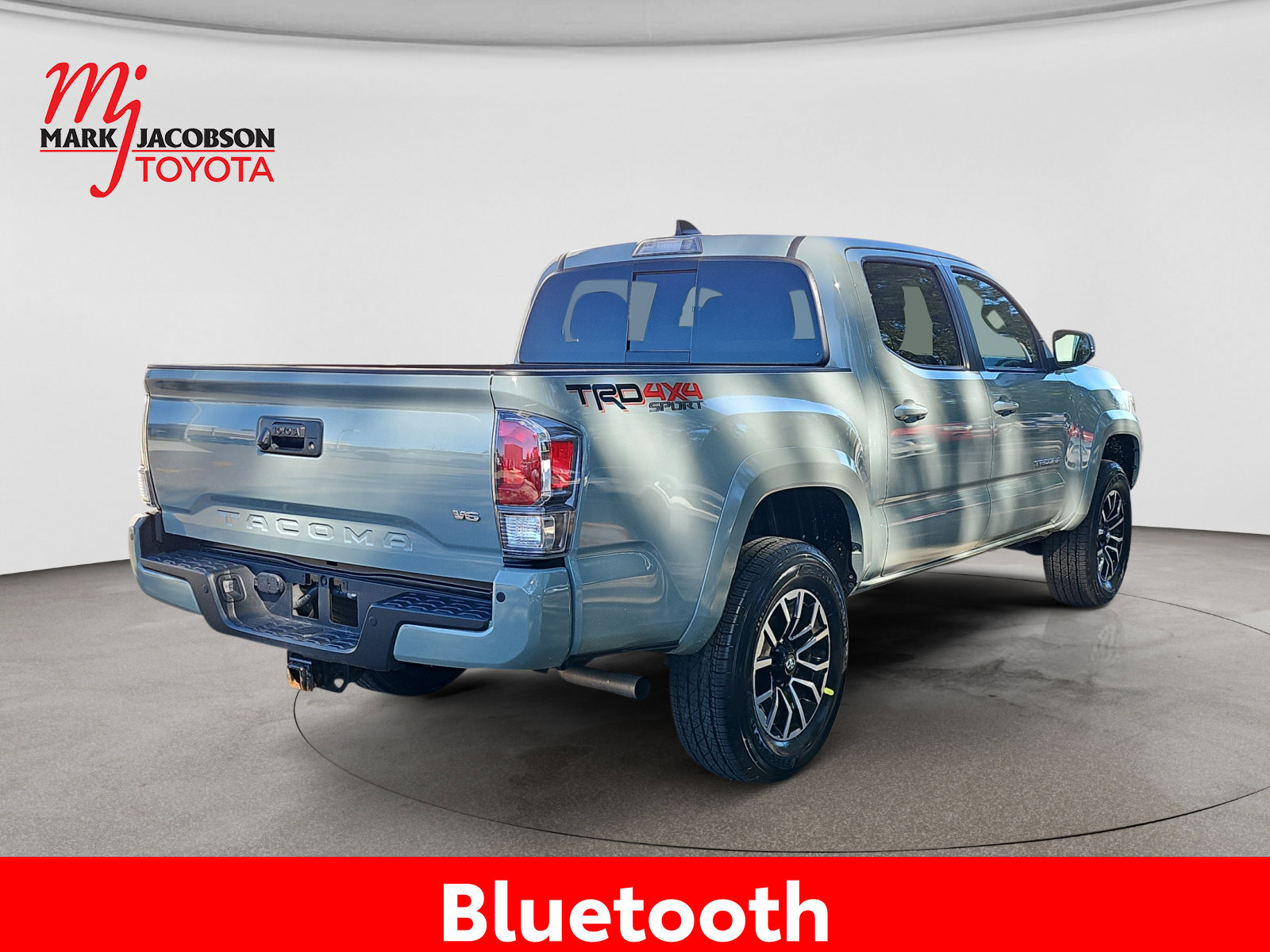 Used 2023 Toyota Tacoma TRD Sport w/ Advanced Technology Package AWD/4WD image 9