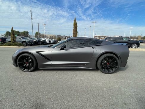 Used 2018 Chevrolet Corvette Stingray Coupe w/ 2LT Preferred Equipment Group image 6