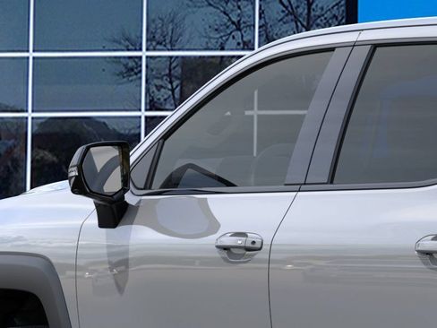Used 2026 Chevrolet Silverado EV LT AWD/4WD image 12