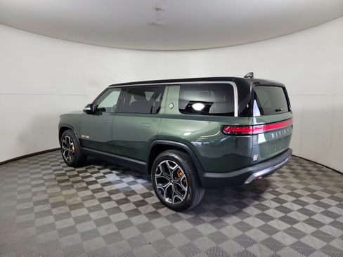 Used 2024 Rivian R1S Adventure AWD/4WD image 3