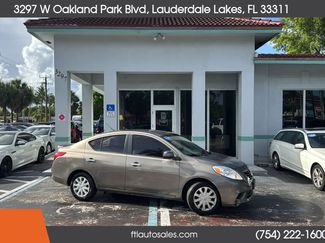 Used 2013 Nissan Versa SV image 1