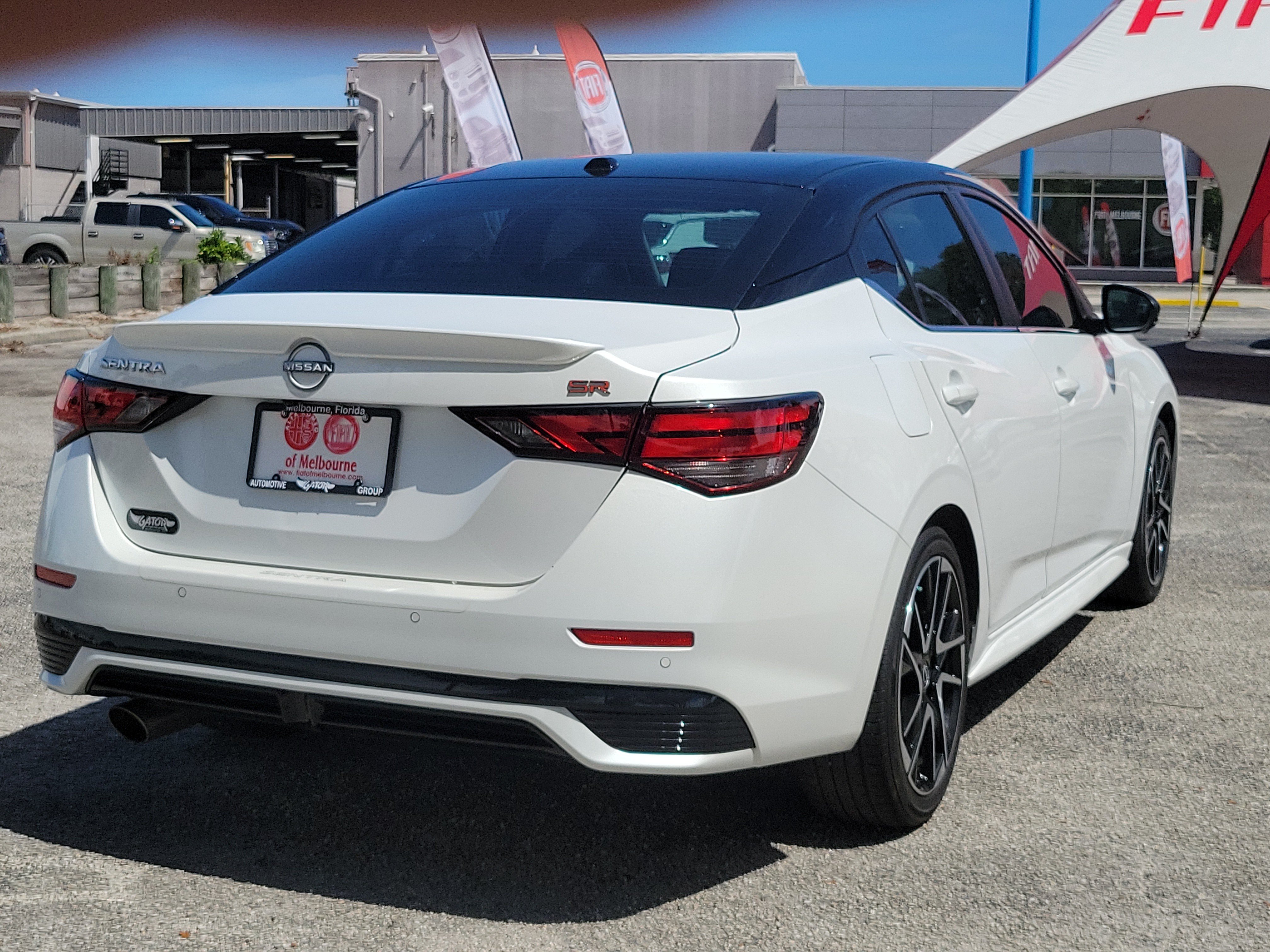 Used 2024 Nissan Sentra SR FWD image 4