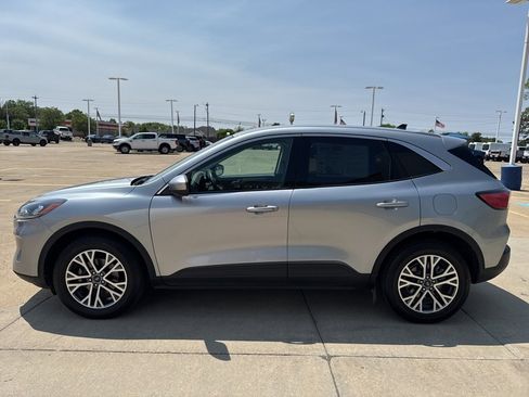 Used 2022 Ford Escape SEL image 4