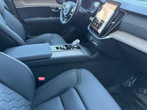 Certified 2026 Volvo XC90 B6 Plus w/ Protection Package Premier AWD/4WD image 16