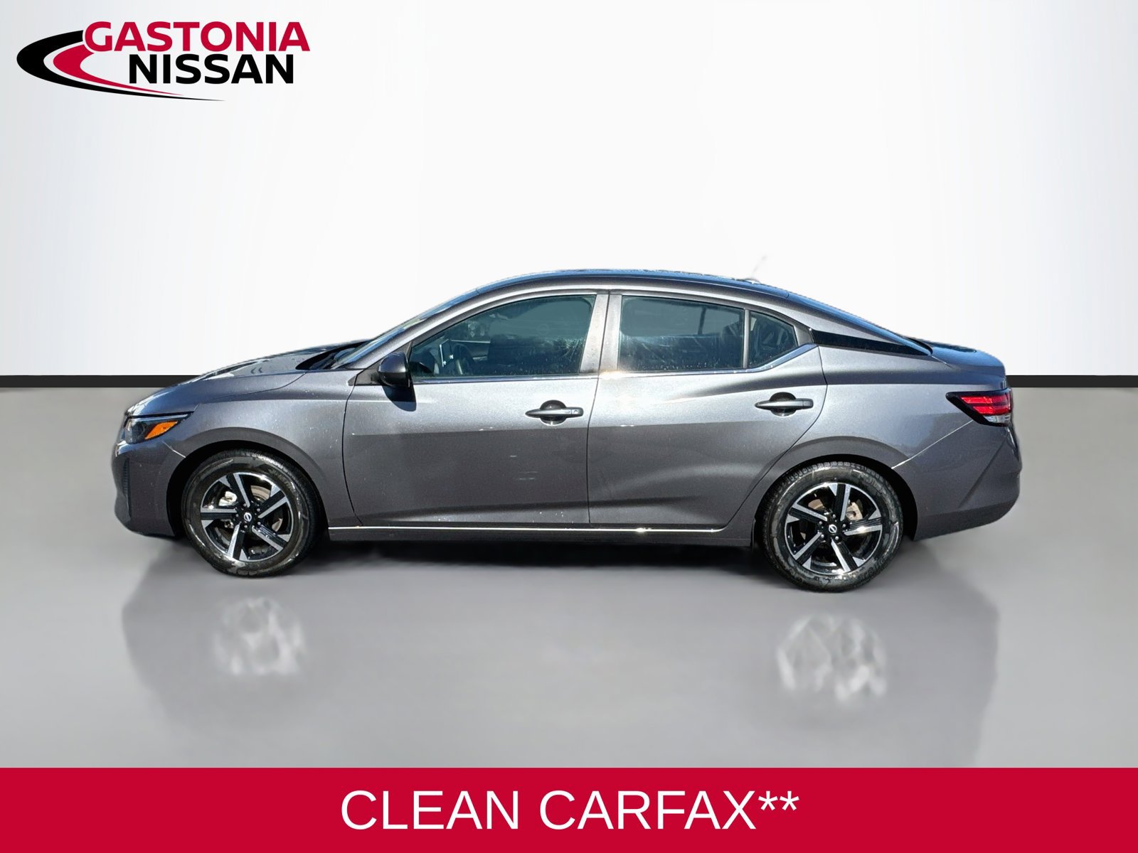 Used 2025 Nissan Sentra SV FWD image 5