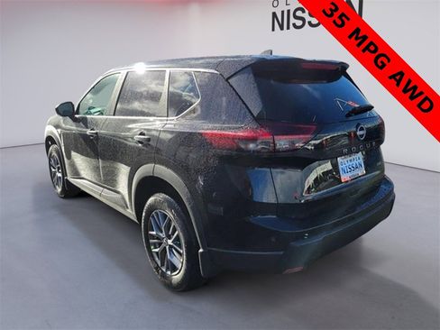 New 2025 Nissan Rogue S image 2