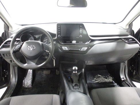 Used 2020 Toyota C-HR image 10
