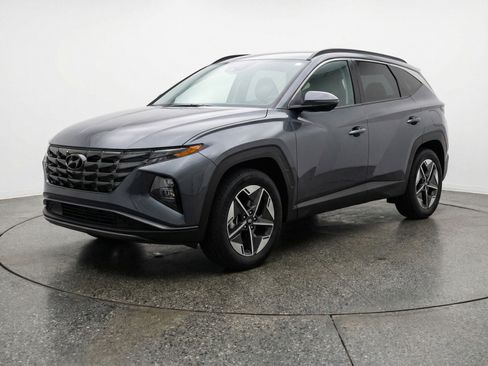 Used 2025 Hyundai Tucson SEL image 3