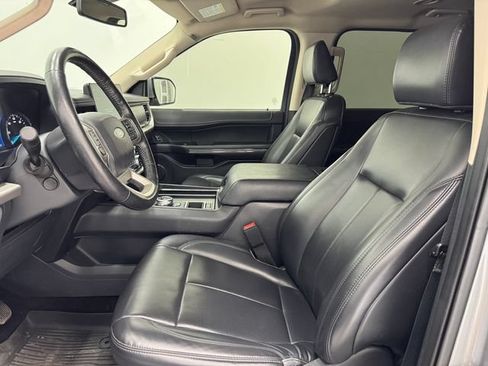 Used 2022 Ford Expedition XLT RWD image 19
