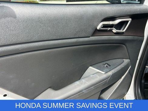Used 2026 Kia Sportage EX w/ EX Panorama Roof Package FWD image 12