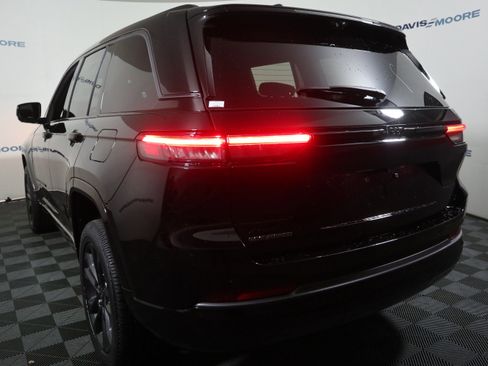 New 2026 Jeep Grand Cherokee Limited AWD/4WD image 8