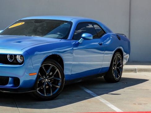 Used 2023 Dodge Challenger SXT w/ Blacktop Package RWD image 8