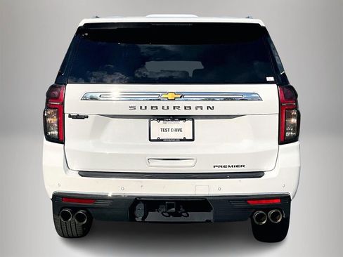 Certified 2023 Chevrolet Suburban Premier image 8