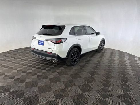 Certified 2025 Honda HR-V Sport image 6