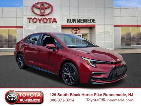 Certified 2023 Toyota Corolla SE w/ Carpet Mat Package (TMS) FWD image 1