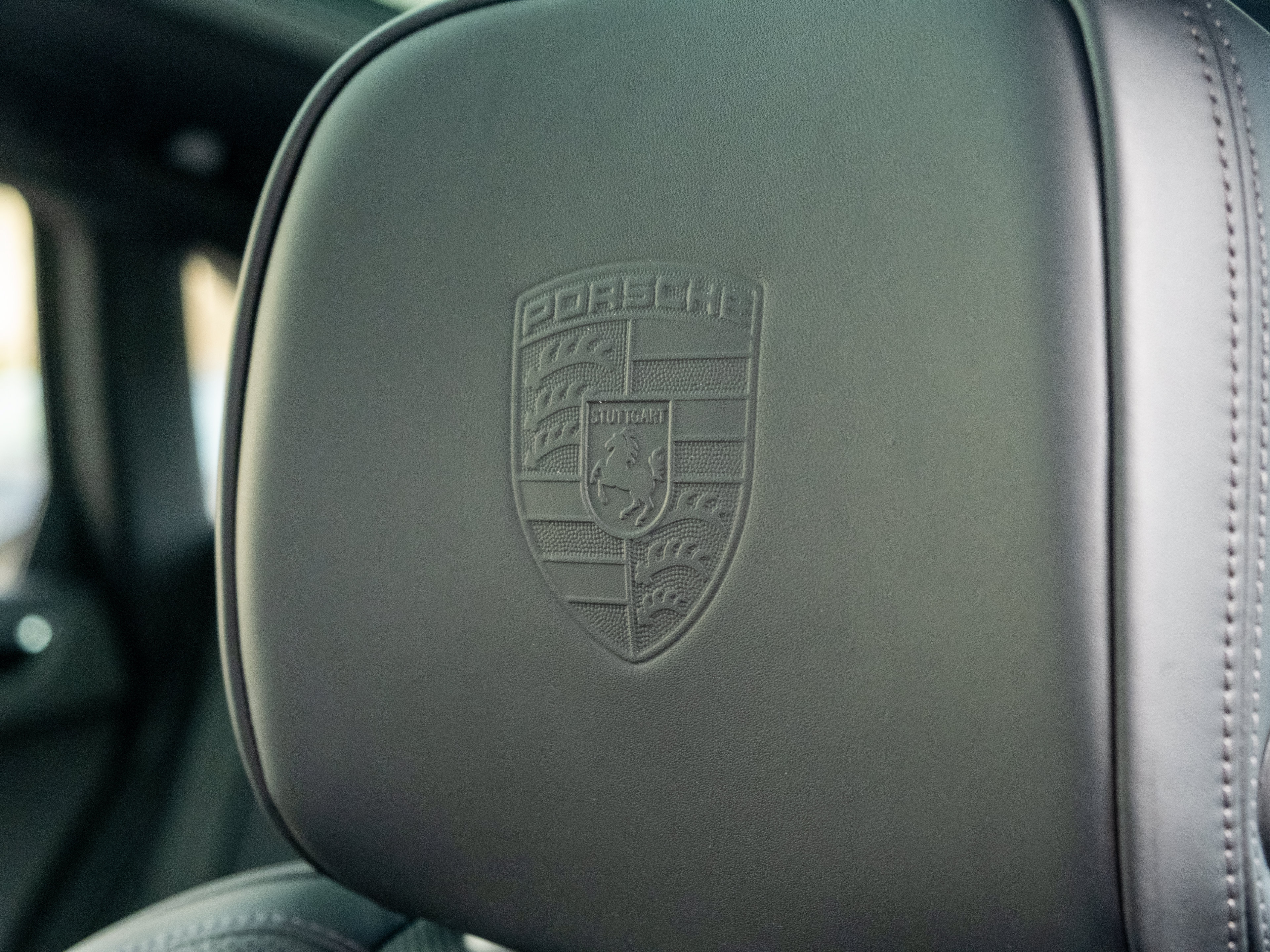 Certified 2026 Porsche Macan AWD/4WD image 44