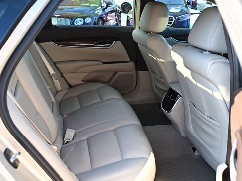 Used 2016 Cadillac XTS Luxury w/ Driver Awareness Package image 33