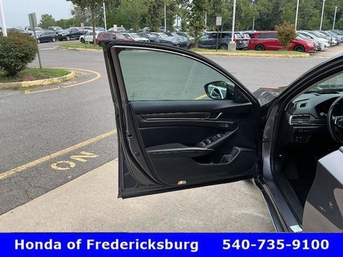 Certified 2019 Honda Accord Touring image 15