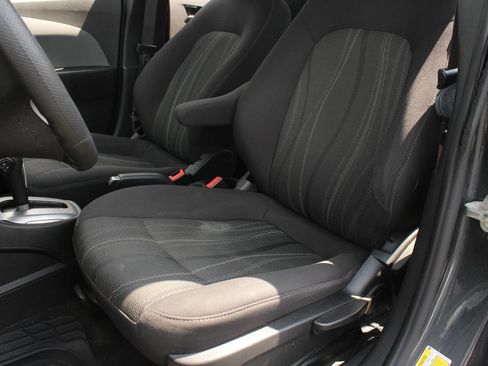 Used 2020 Chevrolet Sonic LT FWD image 16