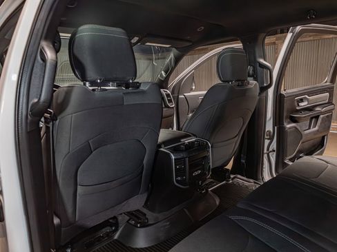 Used 2020 RAM 1500 Big Horn AWD/4WD image 22