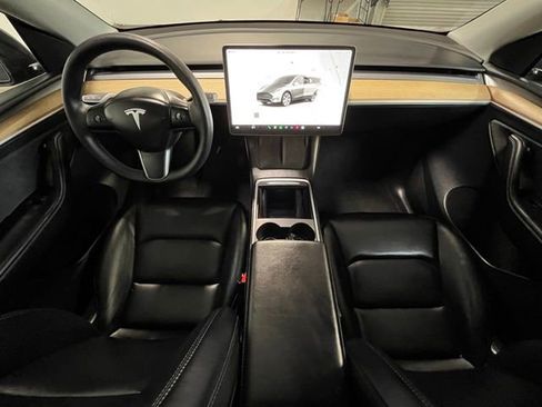Used 2023 Tesla Model Y Long Range AWD/4WD image 17