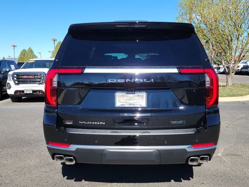 New 2026 GMC Yukon XL Denali w/ Denali Reserve Package AWD/4WD image 11