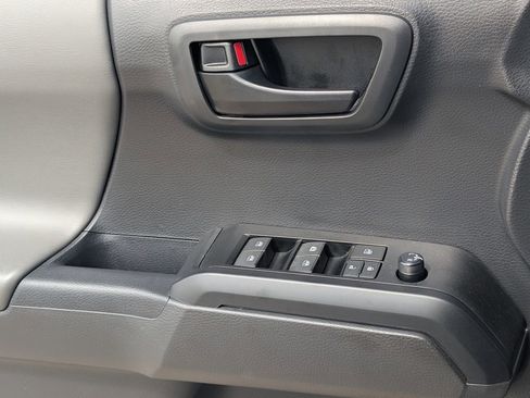 Used 2023 Toyota Tacoma SR image 23