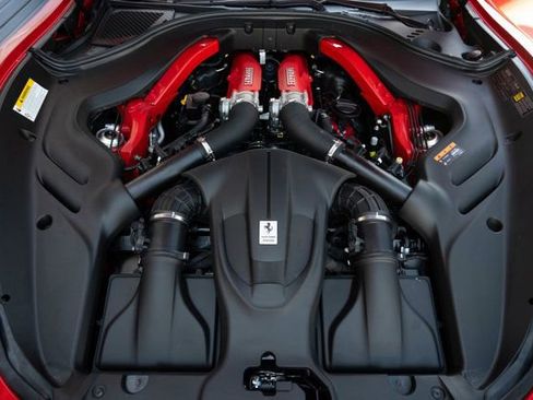 Certified 2025 Ferrari Roma Spider image 12