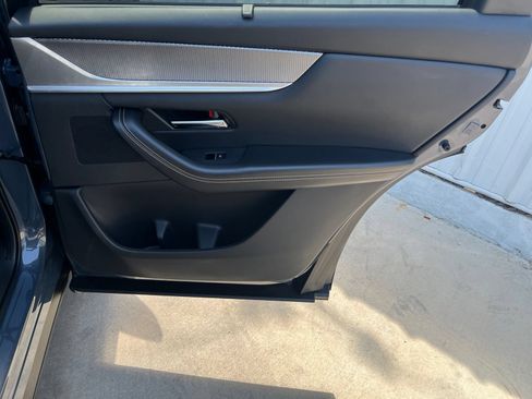 Certified 2025 MAZDA CX-70 Plug-In Hybrid w/ Premium Pkg AWD/4WD image 16