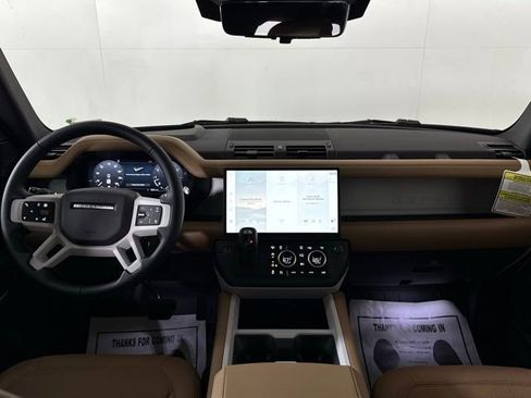 New 2026 Land Rover Defender 110 X-Dynamic SE image 24