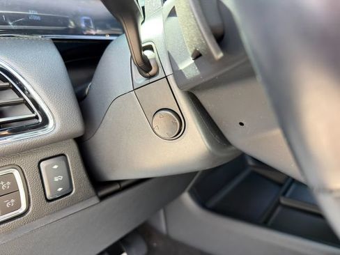 Used 2024 Lincoln Navigator Premiere AWD/4WD image 53