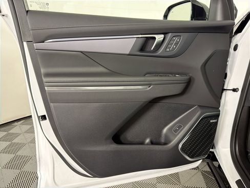 New 2026 Buick Enclave Sport Touring w/ Power Package image 8