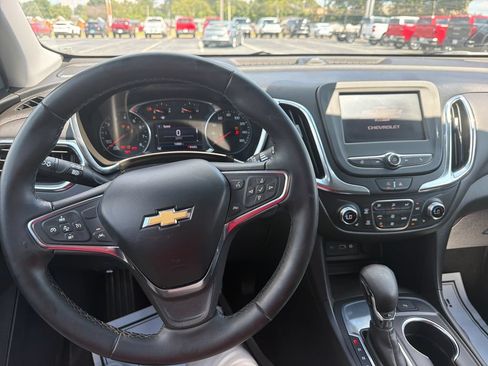 Used 2024 Chevrolet Equinox LT FWD image 16