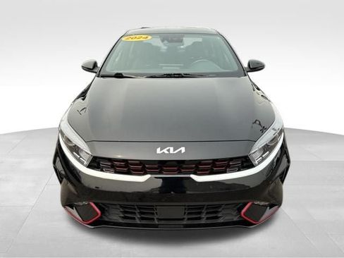 Used 2024 Kia Forte GT-Line FWD image 2