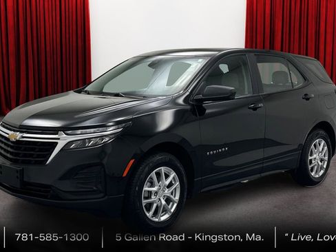 Used 2022 Chevrolet Equinox LS image 1