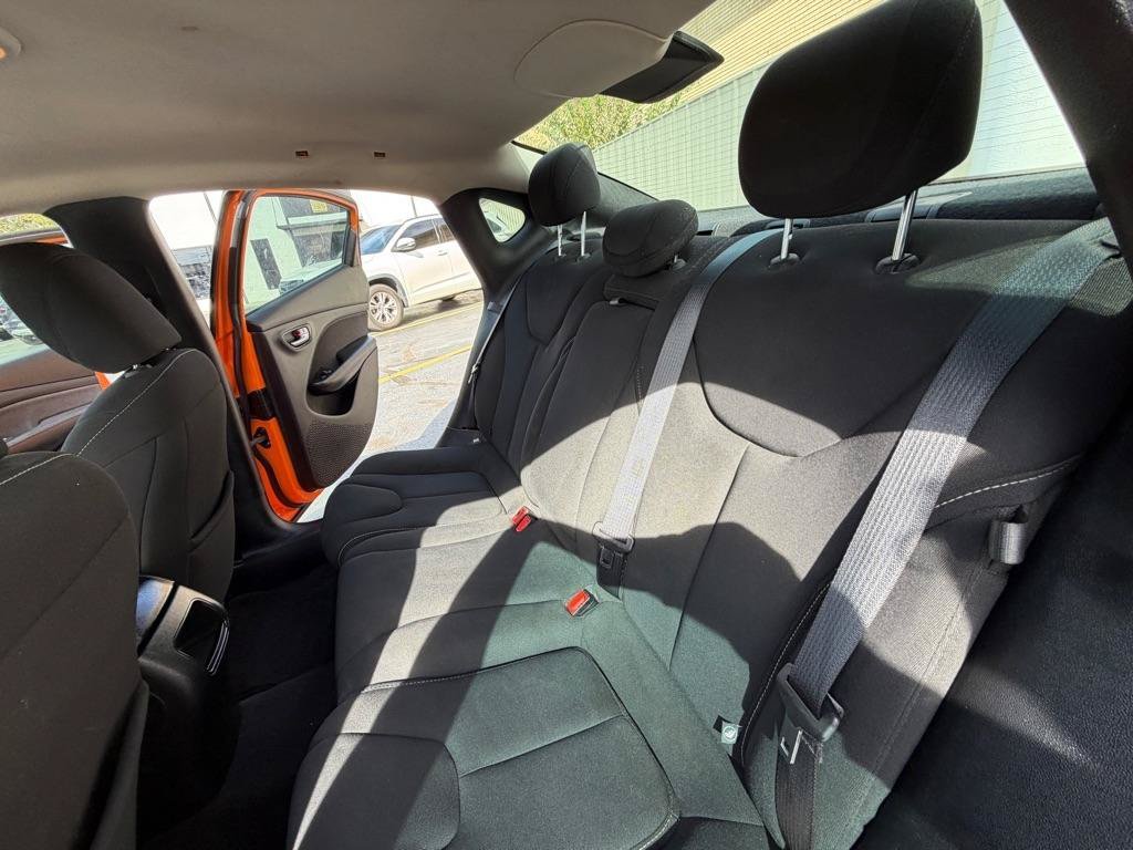 Used 2013 Dodge Dart SXT FWD image 16