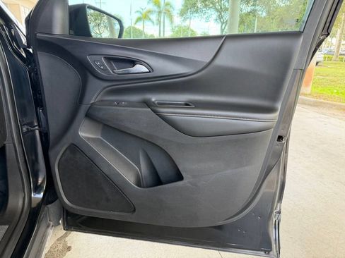 Used 2020 Chevrolet Equinox Premier w/ Premier Redline Edition FWD image 25