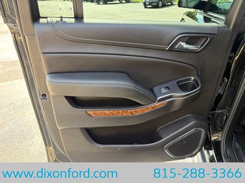 Used 2017 Chevrolet Suburban Premier AWD/4WD image 27